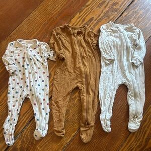 Kyte Baby One-Piece Zipper Footed Sleepers - Cream, Tan, Polka Dot